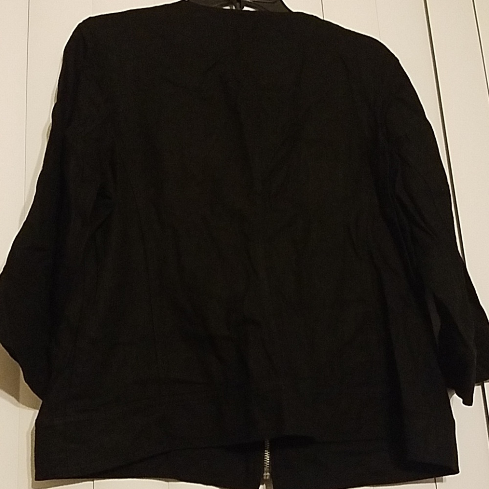 Linen Jacket - Picture 2 of 3